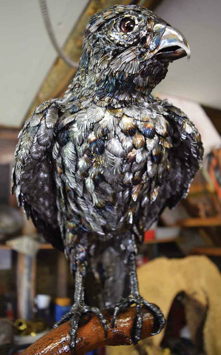 全球钣金新闻-金属制造狂：焊工制作动物的金属钣金-星空·官方端网站-星空(中国)