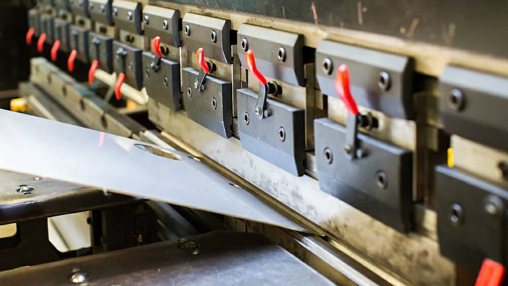 制作钣金加工项目都有哪些基础设备？-星空·官方端网站-星空(中国)